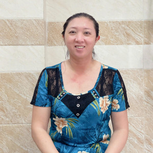 Chị NGA, 40 tuổi, có 3 năm kinh nghiệm giúp việc gia đình, chăm ông bà