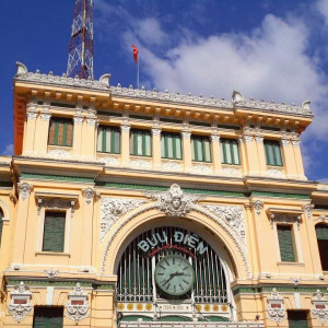 TRONG HÔM NAY EM CẦN GẤP CHỊ VỀ GIÚP VIÊC  NHÀ TẠI QUẬN 1 LƯƠNG 11TR BAO ĂN Ở