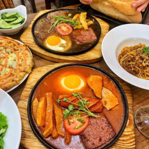 Quán bò né ở Tân Bình,