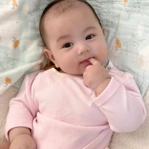 Cần 2 cô chăm bé 1 tháng tuổI  Quận 7