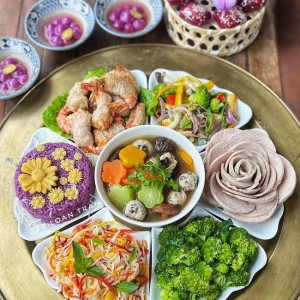 Nhà Mình Phố 2 Lầu Ở Đường Phạm Hùng, Quận 8, Cần Một Chị Giúp Việc Ở Lại