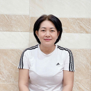 Từng làm dược sĩ 21 năm ở Vũng Tàu . Chị Nga sinh 1975 quê Bà Rịa – Vũng Tàu xin việc giúp việc nhà , giữ em , chăm người già