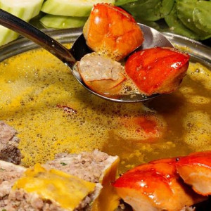 Cần gấp 4 bạn nữ phụ Quán Lẩu cua đồng , ở Quận 7