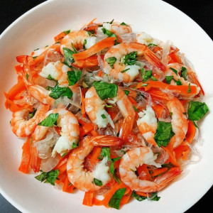 Tìm Người Phụ Giúp Việc Nhà ở gần Chùa Vĩnh Phước, quận Hóc Môn. Lương 12 triệu ( bao ăn ở )