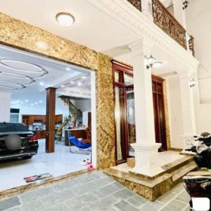 NHÀ CHỈ CÓ 2 LẦU Ở TÂN PHÚ CẦN TÌM CHỊ VỀ GIÚP VIỆC NHÀ LƯƠNG 12TR