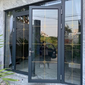 Cân tuyển Thợ nhôm kính, bao ăn ở , quận Thủ Đức