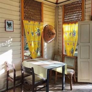 Nhà 1 trệt 2 lầu ở Nguyễn Biểu- Quận 5