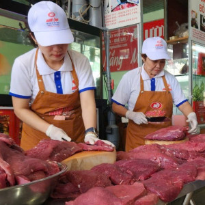 Cần Gấp bạn nữ trẻ từ 18-24 tuổi bán thịt bò tơ ở quận 8 ( ăn ở lại) Lương 8tr bao ăn ở