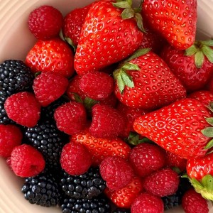 Tuyển gấp Chị Chăm Bà Quận 3 - Lương 13 triệu ( bao ăn ở)