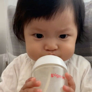 NHÀ EM CÓ 2 VỢ CHỒNG VÀ 1 BÉ 10 THÁNG CẦN TUYỂN CHỊ BẢO MẪU LƯƠNG 12TR