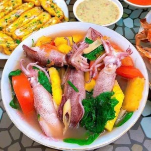 Em cần tìm cô giúp việc nhà – phụ chăm bé ở chung cư Tân Phú ( bao ăn ở lại )
