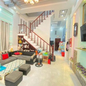 Công việc cho các chị đi làm ngay lương thử việc 9 triệu bao ăn ở