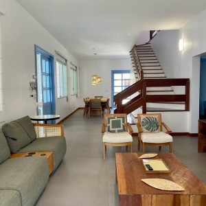 Nhà 1 trệt 2 lầu ở Sư Vạn Hạnh, Q10 tìm cô giúp việc