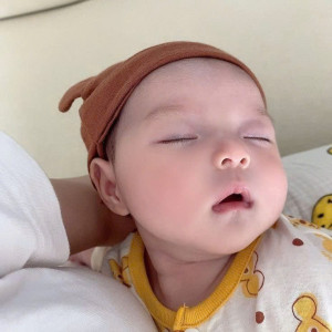 CẦN CCHỊ BẢO MẪU CHO BÉ  6 THÁNG Ở QUẬN 4 LÀM ĂN Ở LẠI LƯƠNG 13TR