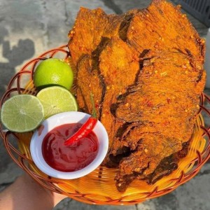 TUYỂN NGƯỜI PHỤ QUÁN CƠM GIA ĐÌNH – Ở LẠI- QUẬN TÂN PHÚ-LƯƠNG 10TR