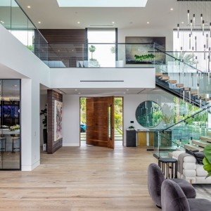 CẦN CÔ GIÚP VIỆC NHÀ - QUẬN 9