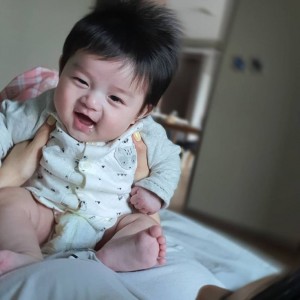 Gia đình ở đường Nguyễn Văn Đậu, Quận Bình Thạnh cần cô chăm bé 4 tháng tuổi.