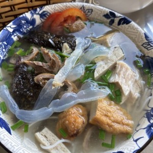 🍜 TUYỂN CÔ PHỤ QUÁN ĂN LÀM Ở LẠI – THUẬN AN, BÌNH DƯƠNG 🍜