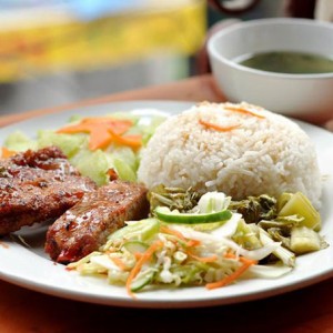 Cần tuyển người phụ quán Cơm ,  quận  tân bình