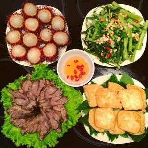 Cần cô chăm bà hiền lành, biết quan tâm người lớn tuổi  Lương 12 triệu ( bao ăn ở ) , ở quận 10.