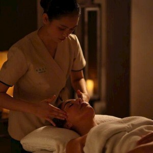 Spa dưỡng sinh ở quận 7 cần nữ phụ chăm sóc khách