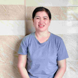 Chị Vân – Sinh năm: 1980 – Quê: Bình Thuận Đã ly hôn, con cái đã lớn đi làm không vướng bận gia đình