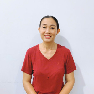 Cô giúp việc rất hiền - dễ mến - yêu bé - sạch sẽ gọn gàng ngăn nắp