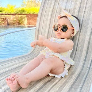 Nhà 1 trệt 2 lầu Thoại Ngọc Hầu , Tân Phú cần cô chăm bé 15 tháng tuổi