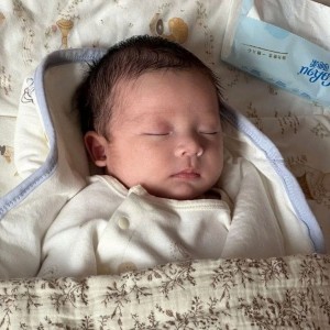 Chăm Bé  4 Tháng Ở Chung Cư Viva Riverside