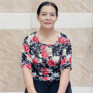 Chị ĐÂY người miền Trung chất phát , thật thà mong muốn nhận được một công việc ổn định , lâu dài