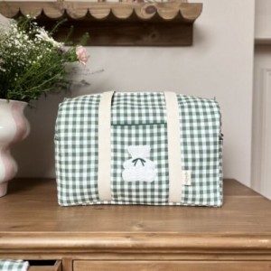 Nhà Em Cần Chị Giúp Việc Nhà Ở Lại Cho Gia Đình Ít Người Tại Đường Nguyễn Đình Chiểu-Quận 3 🌿 Công Việc: Nhà 4 Người Lớn, Dọn Dẹp Nhà Cửa, Nấu Ăn Cơ Bản, Giặt Đồ, Giữ Nhà Gọn Gàng Sạch Sẽ, Yê