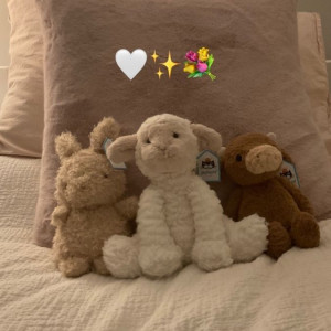 Tuyển Cô Giúp Việc Quận 3 Lương 12 triệu - Việc Nhàn Lương Tốt, Gia Đình Dễ Thương!