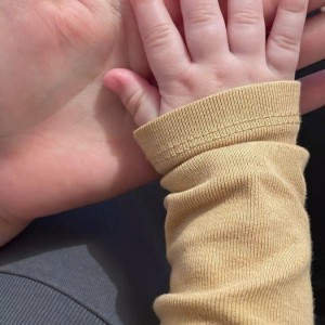 CHUNG CƯ 1050- BÌNH THẠNH CẦN TUYỂN CHỊ BẢO MẪU CHO BÉ 8 THÁNG LƯƠNG 12TR