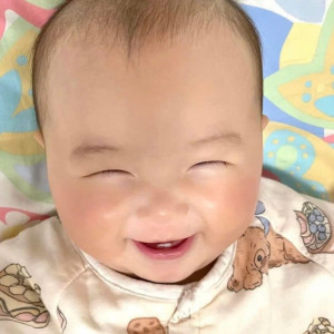 BÉ GÁI NHÀ EM GẦN 6 THÁNG CẦN GẤP CHỊ BẢO MẪU LƯƠNG 13TR TẠI ĐƯỜNG HOÀNG SA- QUẬN 3