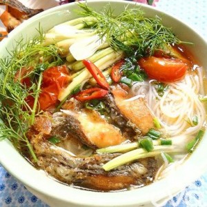 Quán bún cá ở Vinhome quận 9 cần tìm nữ phụ quán