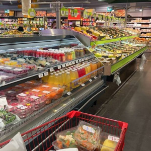 Nhà ở Bình tân , cần chị chăm ông