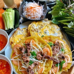 Nhà 1 trệt 2 lầu đường Nguyễn Trãi quận 5 cần cô giúp việc