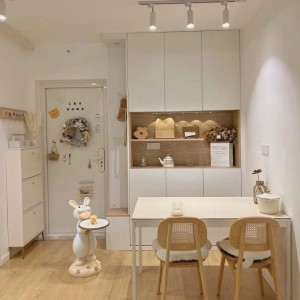 Cần cô chăm bà 85 tuổi ,Chung cư 2 phòng ngủ , ở quận 1 Lương 9tr