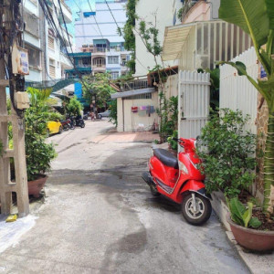 Nhà ở Nguyễn Thiện Thuật quận 3 cần chị giúp việc nhà