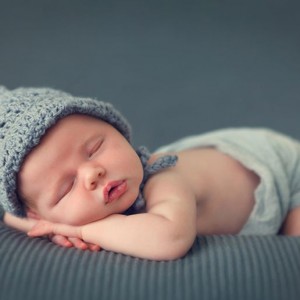 Cần cô chăm bé sơ sinh ở quận 2