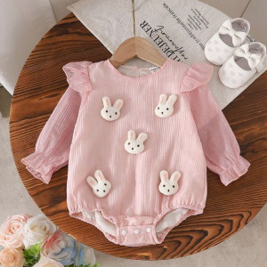 Nhà ở quận 1 , cần chị chăm bé, Lương 11 tr.