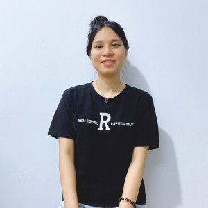 Em  Hoàng Thị Yến  sinh 1997 Quê quán Đắk Lắk 