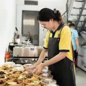 TUYỂN TẠP VỤ QUÁN ĂN lương 8 tr + bao ăn ở Bình Tân