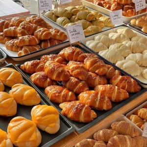 Cần người bán ở cửa hàng bánh ở Nguyễn Thị Thập, Quận 7 - 8tr