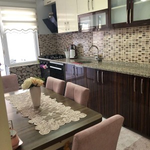 Cần cô giúp việc ở lại chủ yếu dọn dẹp Phước Kiển - Nhà Bè - Lương 9 triệu/tháng, làm tốt sau 2 tháng lên 11 triệu