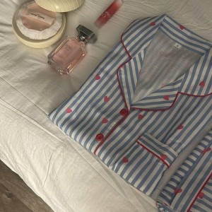 Tuyển cô chăm bé sơ sinh & phụ giúp mẹ bầu – chung cư Q7 - lương 10tr