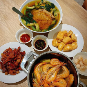 Nhà ở quận Bình tân , cần chị giúp việc nhà , Lương 10 triệu.