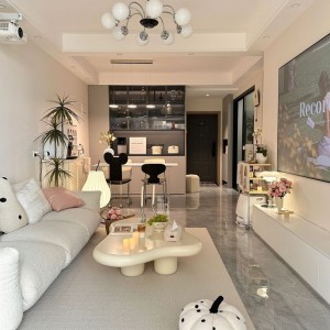 Lương 10 triệu- nhà em cần chị giúp việc nhà ở Lê Duẩn- Quận 1- bao ăn ở