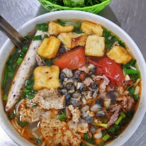 Quán bún riêu cua – bún ốc cần nam/nữ phụ -  Quận 4