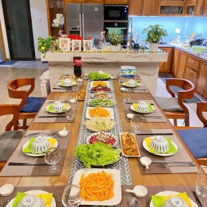 Cần cô CÓ BẰNG CẤP NẤU ĂN cho gia đình ở quận 10 ( ăn ở lại ) LƯƠNG KHỞI ĐIỂM 12TR